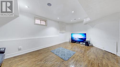 59 Springer Drive, Richmond Hill, ON - Indoor