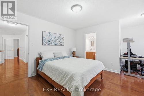 266 Admiral Drive, Oakville, ON - Indoor Photo Showing Bedroom