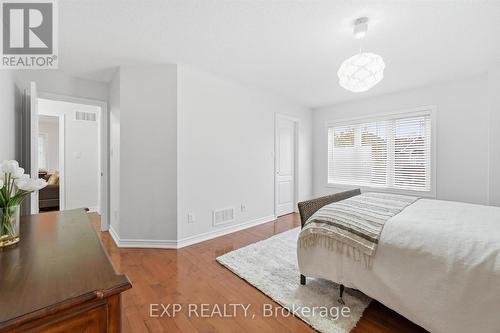 266 Admiral Drive, Oakville, ON - Indoor Photo Showing Bedroom