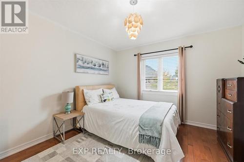 266 Admiral Drive, Oakville, ON - Indoor Photo Showing Bedroom