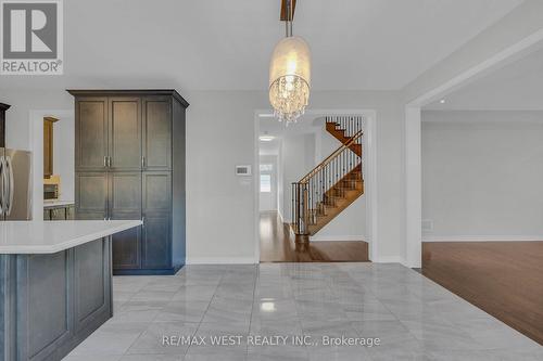 198 Jessie Caverhill Pass, Oakville, ON - Indoor Photo Showing Other Room