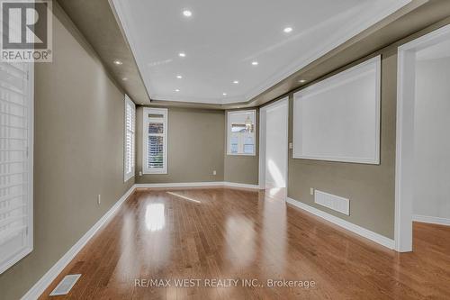 198 Jessie Caverhill Pass, Oakville, ON - Indoor Photo Showing Other Room