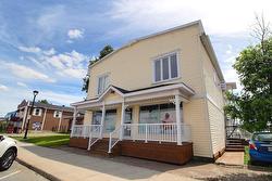 660  - 664 10e Avenue  Senneterre - Ville, QC J0Y 2M0