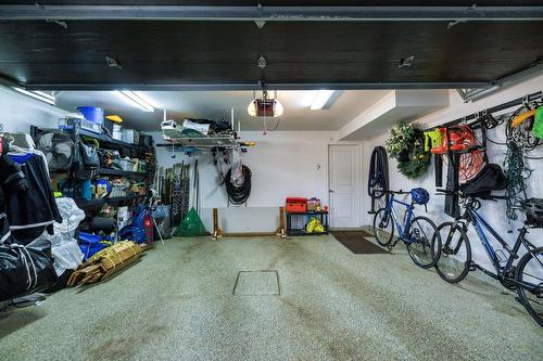 Garage - 40A Boul. Des Sources, Pointe-Claire, QC 