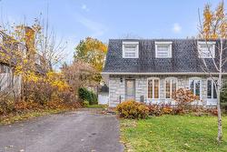 736 Rue De Sabrevois  Québec (Sainte-Foy/Sillery/Cap-Rouge), QC G1V 3K5