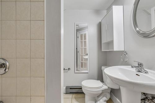 Salle de bains - 736 Rue De Sabrevois, Québec (Sainte-Foy/Sillery/Cap-Rouge), QC - Indoor Photo Showing Bathroom