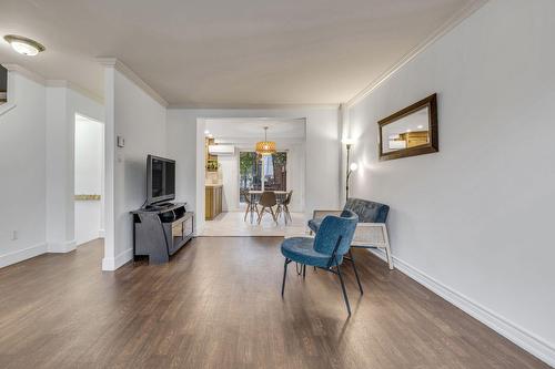 Salon - 736 Rue De Sabrevois, Québec (Sainte-Foy/Sillery/Cap-Rouge), QC - Indoor Photo Showing Living Room