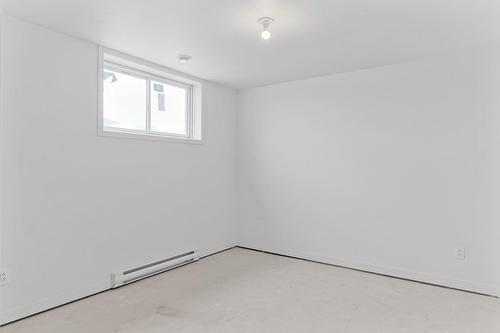 Bedroom - 133A Rue Des Marronniers, Salaberry-De-Valleyfield, QC - Indoor Photo Showing Other Room