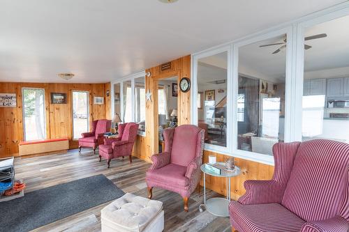 Véranda - 54 Ch. Isok, Waltham, QC -  Photo Showing Living Room