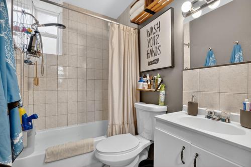 Salle de bains - 8385  - 8389 Rue St-Denis, Montréal (Villeray/Saint-Michel/Parc-Extension), QC - Indoor Photo Showing Bathroom