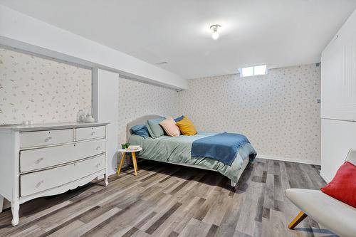 Chambre à coucher - 8385  - 8389 Rue St-Denis, Montréal (Villeray/Saint-Michel/Parc-Extension), QC - Indoor Photo Showing Bedroom