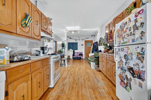 Cuisine - 8385  - 8389 Rue St-Denis, Montréal (Villeray/Saint-Michel/Parc-Extension), QC - Indoor Photo Showing Kitchen