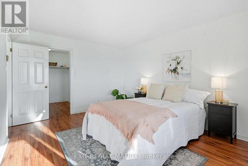 Spacious primary retreat - 1C - 160 Edwards Street, Clarence-Rockland, ON - Indoor Photo Showing Bedroom
