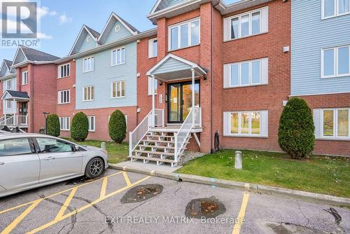 Two dedicated parking spots - 1C - 160 Edwards Street, Clarence-Rockland, ON - Outdoor