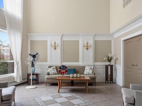 211 52 Whitehall Crescent, Dartmouth, NS 