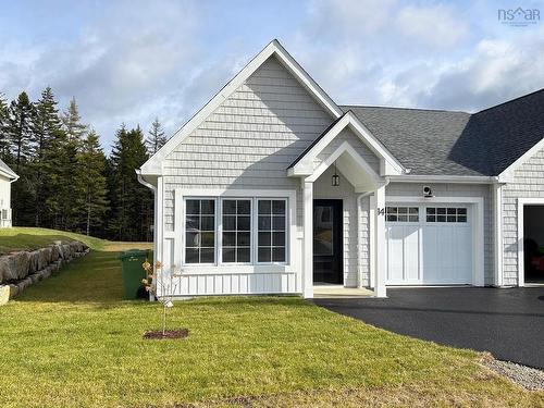14 Chester Hills Drive  Chester, NS B0J 1J0