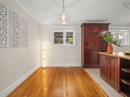 27 Dartmoor Crescent, Bedford, NS 