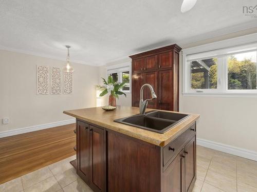 27 Dartmoor Crescent, Bedford, NS 