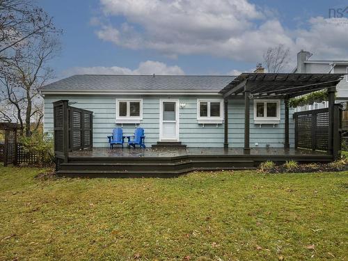 27 Dartmoor Crescent, Bedford, NS 