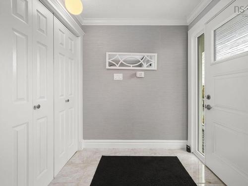 27 Dartmoor Crescent, Bedford, NS 