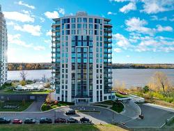 1204-275 Rue Étienne-Lavoie  Laval (Sainte-Dorothée), QC H7X 0E4