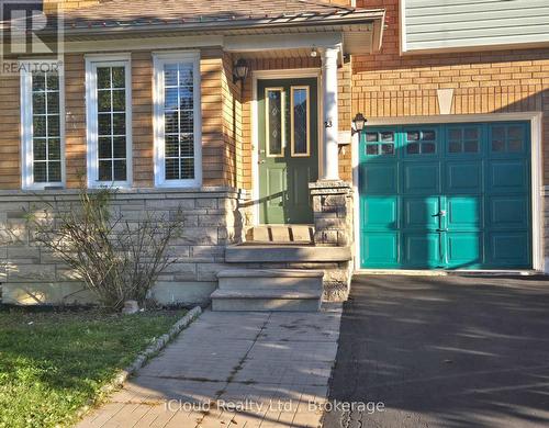 23 Streamside Lane, Brampton, ON - Outdoor