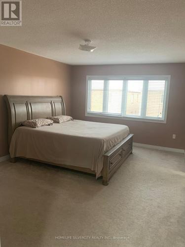 5 Almond Street, Brampton, ON - Indoor Photo Showing Bedroom