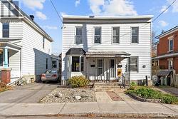 47 MELROSE AVENUE  Ottawa, ON K1Y 1T8