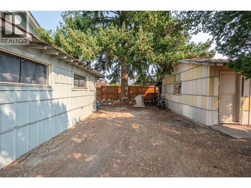 6487 Badger Street, Oliver, BC - Outdoor