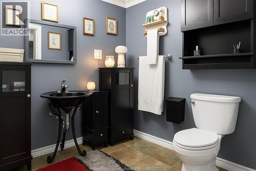 3086 Avondale Avenue, Windsor, ON - Indoor Photo Showing Bathroom
