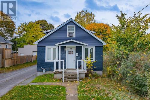 Upper - 39 Carleton Street N, Thorold (Thorold Downtown), ON - Outdoor