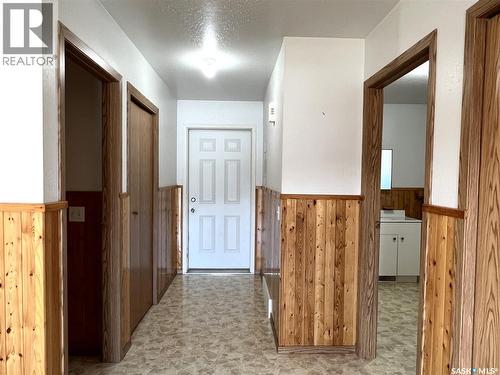 9Km West Of Makwa, Loon Lake Rm No. 561, SK - Indoor Photo Showing Other Room