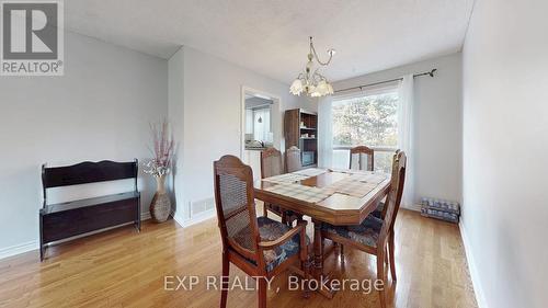Dining area - 4 Trillium Crescent, Barrie, ON - Indoor Photo Showing Dining Room