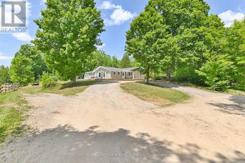 932 Hunt Club Road, Madoc, ON - Outdoor