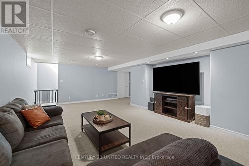 385 Bianco Crescent, Peterborough (Monaghan Ward 2), ON - Indoor