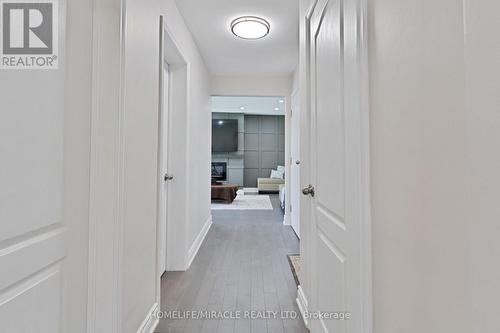 7568 Middleshire Drive, Mississauga, ON - Indoor Photo Showing Other Room