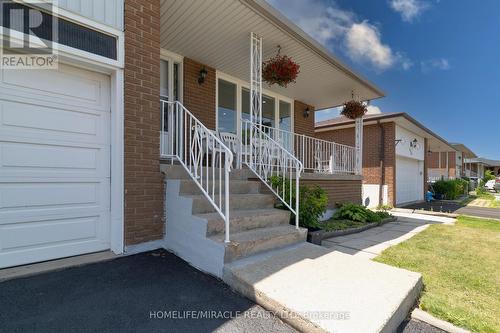 7568 Middleshire Drive, Mississauga, ON - Outdoor With Exterior