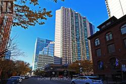 2500 - 38 ELM STREET  Toronto, ON M5G 2K5