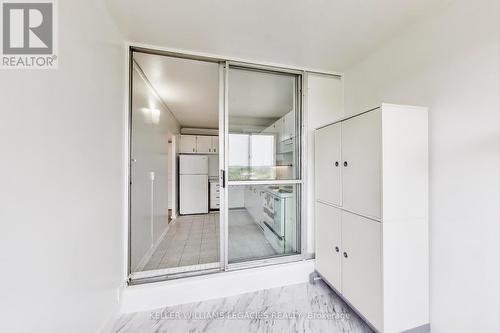 1004 - 715 Don Mills Road, Toronto, ON -  With Exterior