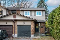 8 SUNDBACK LANE  Ottawa, ON K2L 2W8