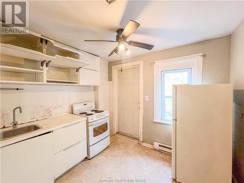 295 Van Horne Street, Sudbury, ON - Indoor Photo Showing Kitchen