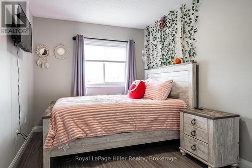 C - 133 Wimpole Street, West Perth (Mitchell), ON - Indoor Photo Showing Bedroom
