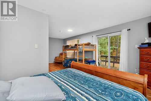 1950 Champlain Road, Tiny, ON - Indoor Photo Showing Bedroom