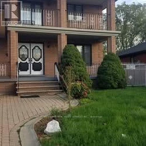 Main Fl - 84 Montmorency Drive, Hamilton, ON - Outdoor