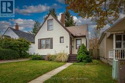 59 DAKIN STREET  London East (East M), ON N5Z 1A4