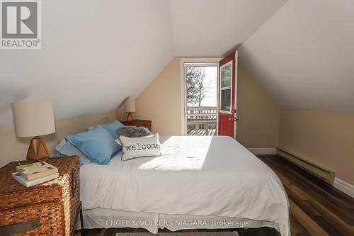 41 Andrew Crescent, Goderich (Goderich (Town)), ON - Indoor Photo Showing Bedroom