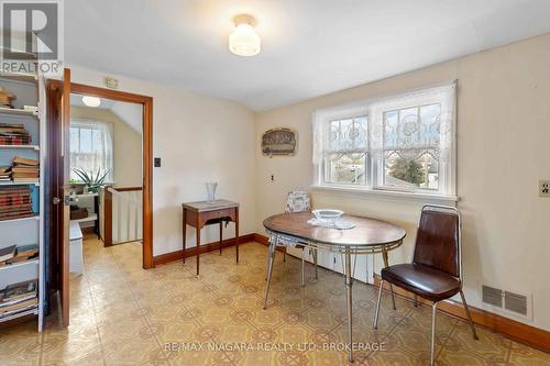 506 Harriet Street, Welland (Lincoln/Crowland), ON - Indoor Photo Showing Dining Room