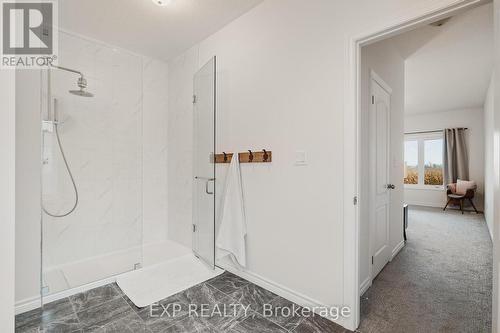126 Maple Street, Mapleton, ON - Indoor Photo Showing Bathroom