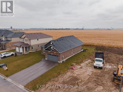 126 Maple Street, Mapleton, ON - Outdoor