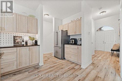 126 Maple Street, Mapleton, ON - Indoor Photo Showing Kitchen
